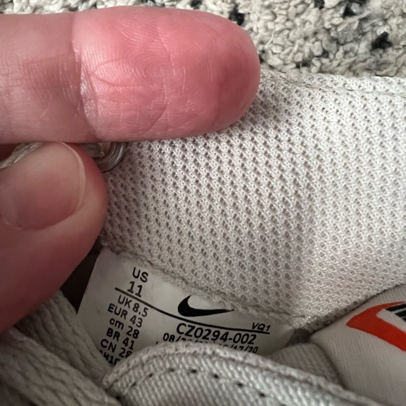 Womens Nike Court Legacy- Canvas- New-Size 11- Beige - Picture 4 of 9